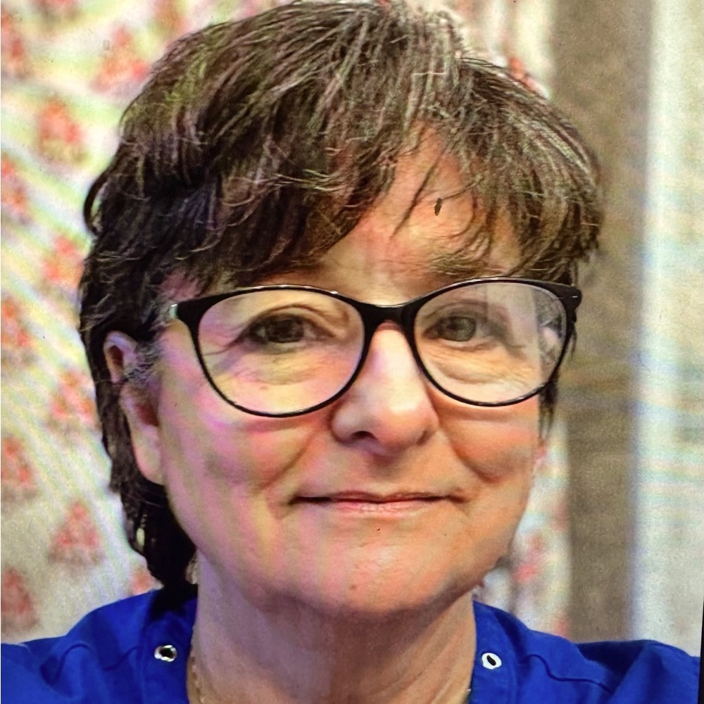 Meet your Posher, Theresa